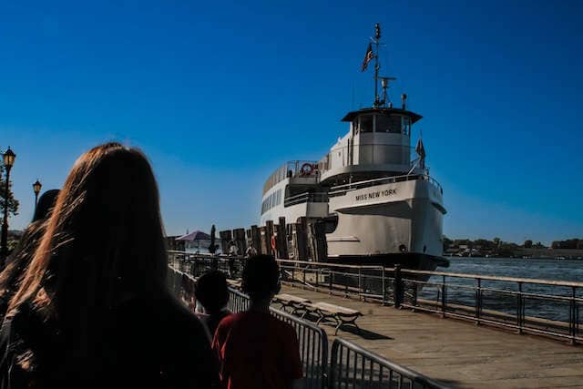 Bateau pour la Statue de la Liberté