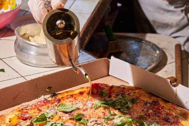 Où manger les meilleures pizzas à New York ? Top Quartiers et pizzerias 10 Pizza Di Fara