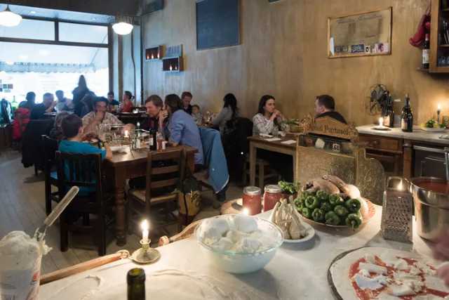 Où manger les meilleures pizzas à New York ? Top Quartiers et pizzerias 13 Restaurant Lucali